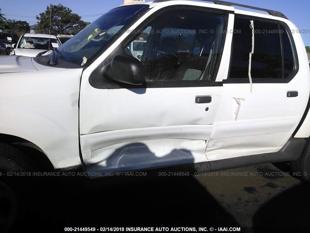 1FMZU67K04UB50285 - 2004 FORD EXPLORER SPORT TRAC  WHITE photo 6