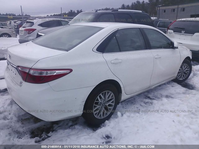 4T1BF1FK7GU612538 - 2016 TOYOTA CAMRY WHITE photo 4