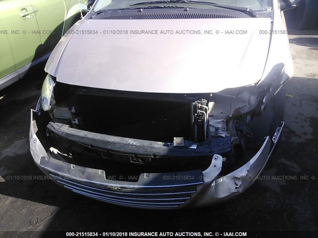 2A4GP44R96R887309 - 2006 CHRYSLER TOWN & COUNTRY LX GOLD photo 6