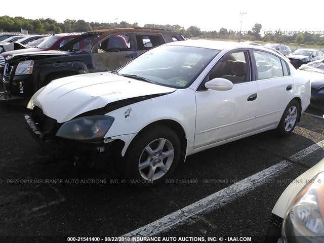 1N4AL11D85C203524 - 2005 NISSAN ALTIMA S/SL WHITE photo 2