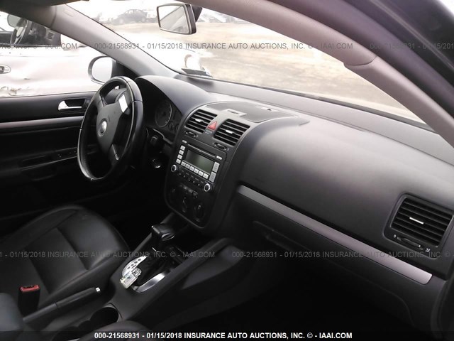 3VWRZ71KX9M083160 - 2009 VOLKSWAGEN JETTA SE/SEL GRAY photo 5