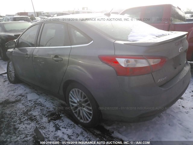 1FADP3J20EL439063 - 2014 FORD FOCUS TITANIUM GRAY photo 3