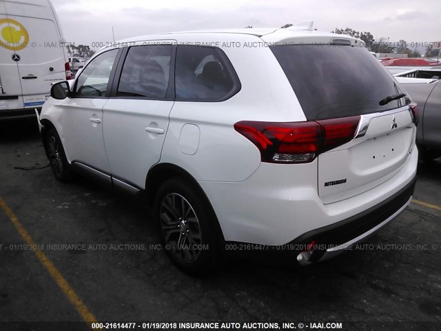 JA4AD3A36HZ008396 - 2017 MITSUBISHI OUTLANDER SE/SEL WHITE photo 3