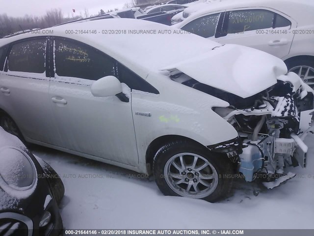 JTDZN3EU6C3183218 - 2012 TOYOTA PRIUS V WHITE photo 1