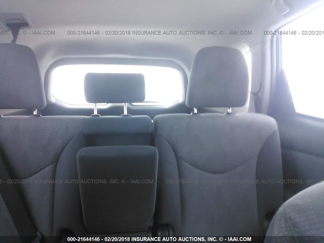 JTDZN3EU6C3183218 - 2012 TOYOTA PRIUS V WHITE photo 8