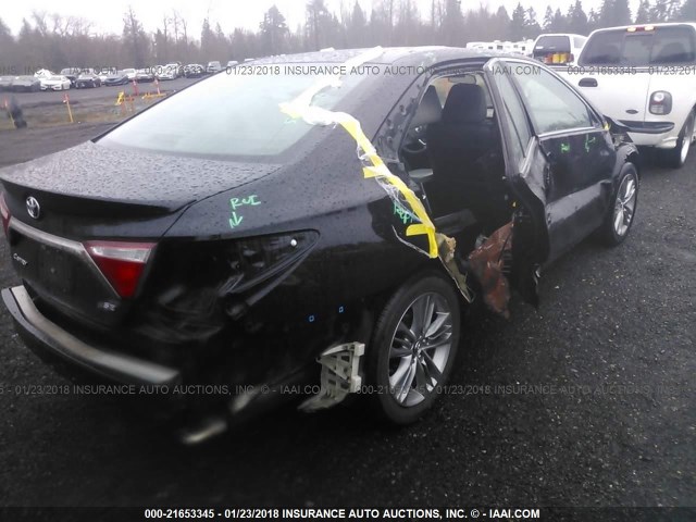 4T1BF1FK4FU025180 - 2015 TOYOTA CAMRY LE/XLE/SE/XSE BLACK photo 4