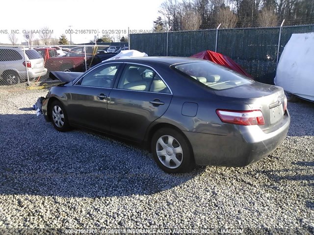 4T1BE46K47U693907 - 2007 TOYOTA CAMRY NEW GENERAT CE/LE/XLE/SE GRAY photo 3