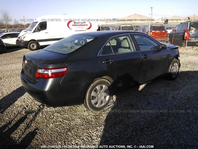 4T1BE46K47U693907 - 2007 TOYOTA CAMRY NEW GENERAT CE/LE/XLE/SE GRAY photo 4