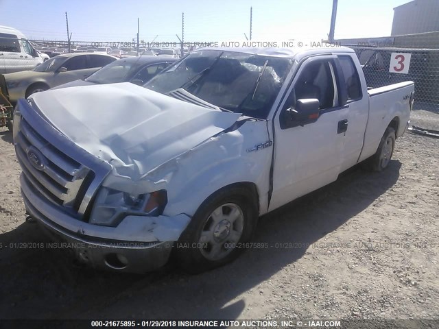 1FTFX1EF9BFD12763 - 2011 FORD F150 SUPER CAB WHITE photo 2