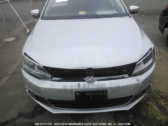 3VWL17AJ8EM359902 - 2014 VOLKSWAGEN JETTA SEL SILVER photo 6