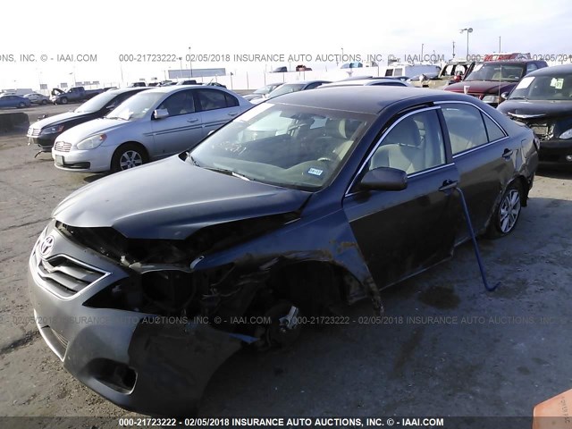 4T1BF3EK9BU128313 - 2011 TOYOTA CAMRY SE/LE/XLE 灰色 照片 2