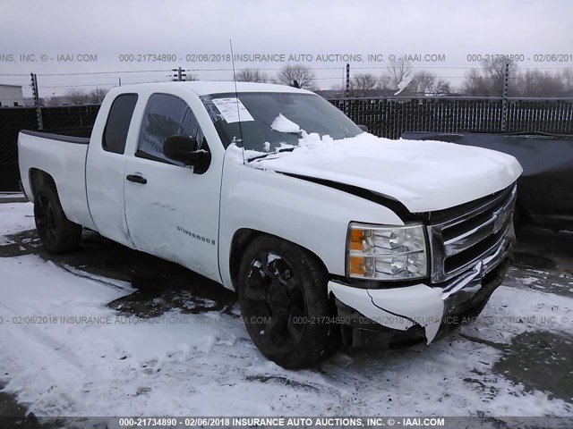 1GCEC19X69Z254727 - 2009 CHEVROLET SILVERADO C1500 WHITE photo 1