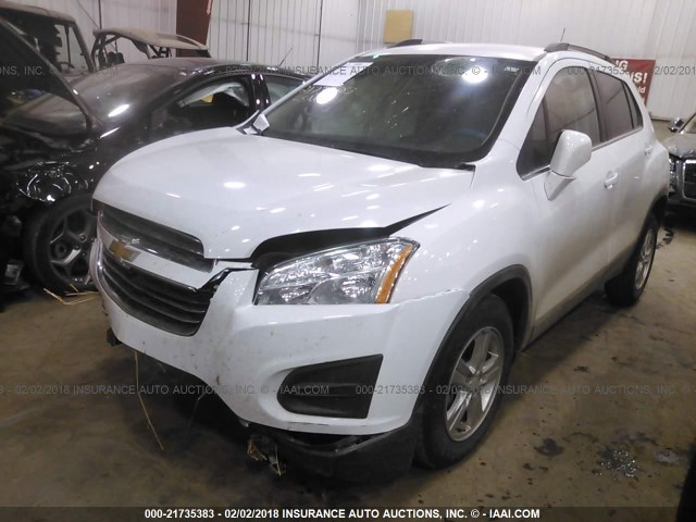 3GNCJPSB1GL254225 - 2016 CHEVROLET TRAX 1LT WHITE photo 2