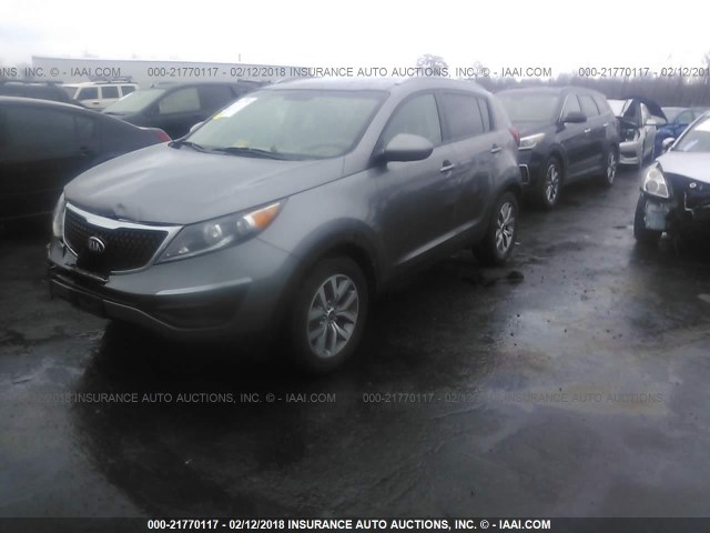 KNDPB3AC3G7826071 - 2016 KIA SPORTAGE GRAY photo 2