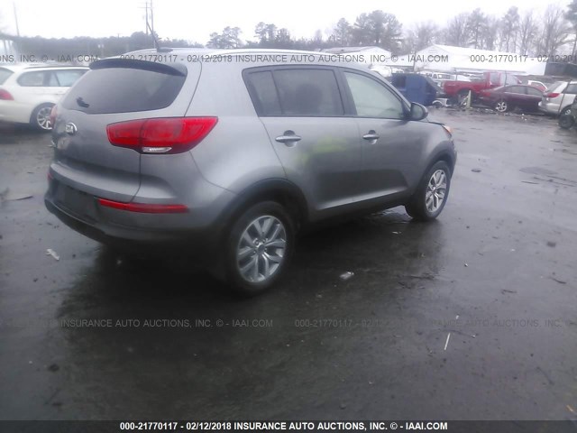 KNDPB3AC3G7826071 - 2016 KIA SPORTAGE GRAY photo 4