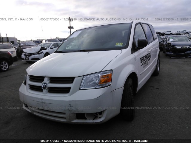 2D4RN4DE3AR439712 - 2010 DODGE GRAND CARAVAN SE WHITE photo 2