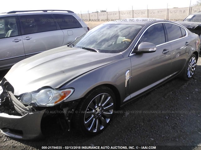 SAJWA05B49HR08159 - 2009 JAGUAR XF LUXURY SILVER photo 2