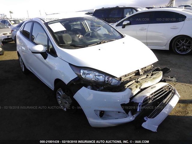 3FADP4AJ5GM157127 - 2016 FORD FIESTA S WHITE photo 1