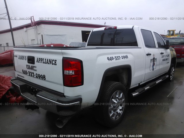 1GT12REY1JF124245 - 2018 GMC SIERRA K2500 HEAVY DUTY WHITE photo 4