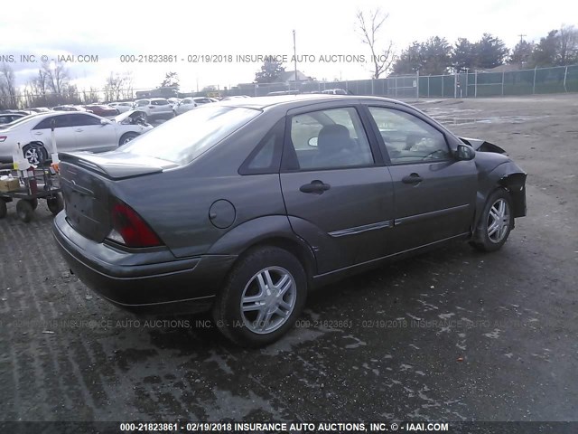 1FAFP34P12W340469 - 2002 FORD FOCUS SE/SE COMFORT GRAY photo 4