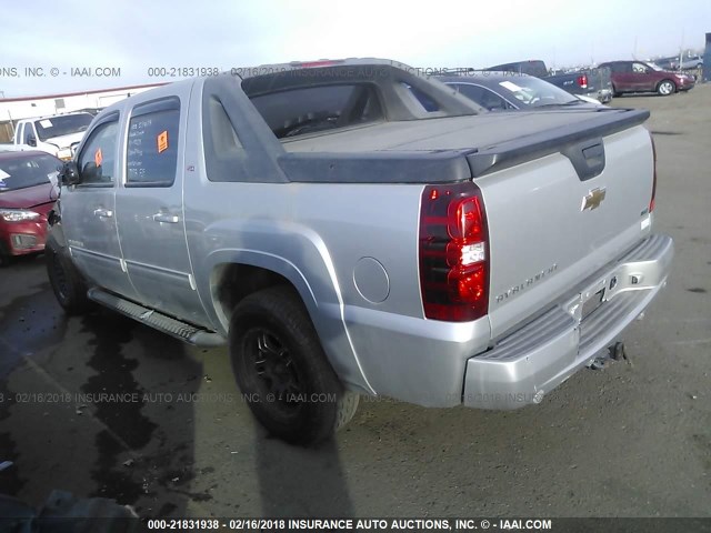 3GNVKFE05AG135412 - 2010 CHEVROLET AVALANCHE LT SILVER photo 3