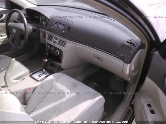 KMHEU46C46A084535 - 2006 HYUNDAI SONATA GLS/LX BURGUNDY photo 5