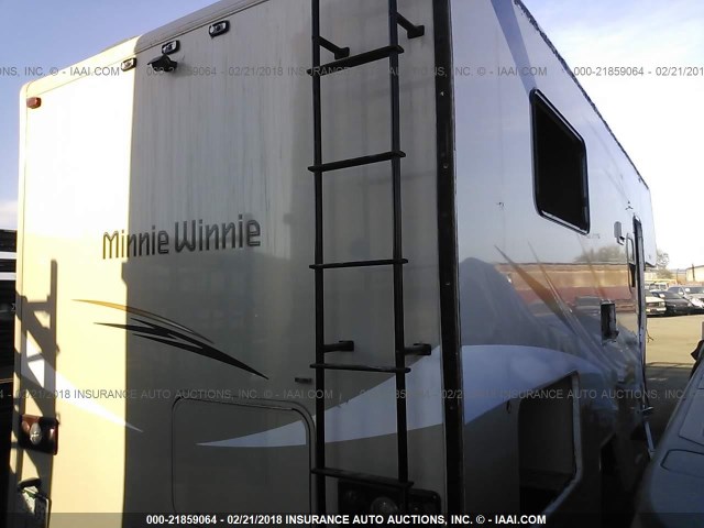 1FDWE3FS7HDC40068 - 2018 WINNEBAGO ECONOLINE  WHITE photo 4