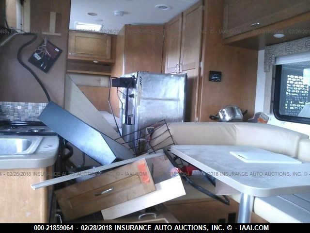 1FDWE3FS7HDC40068 - 2018 WINNEBAGO ECONOLINE  WHITE photo 7