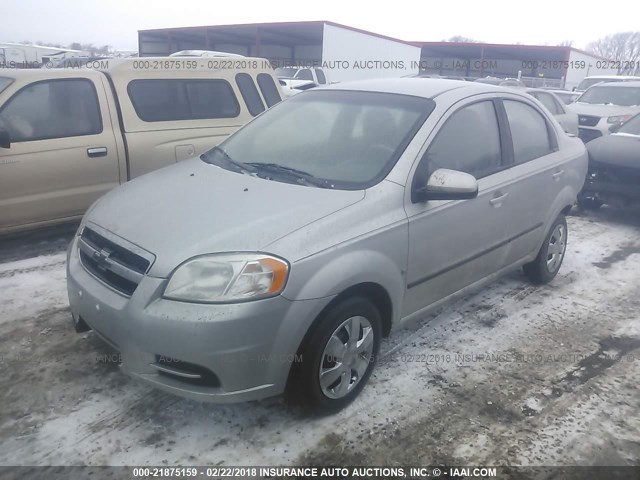 KL1TD56E19B603727 - 2009 CHEVROLET AVEO LS/LT SILVER photo 2