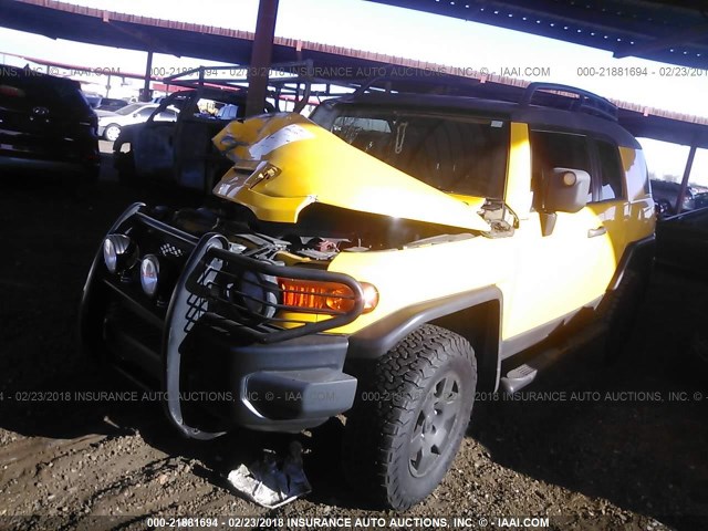 JTEBU11F570074266 - 2007 TOYOTA FJ CRUISER YELLOW photo 2