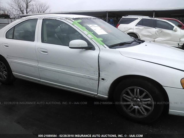 YV1RS612952459084 - 2005 VOLVO S60 WHITE photo 6