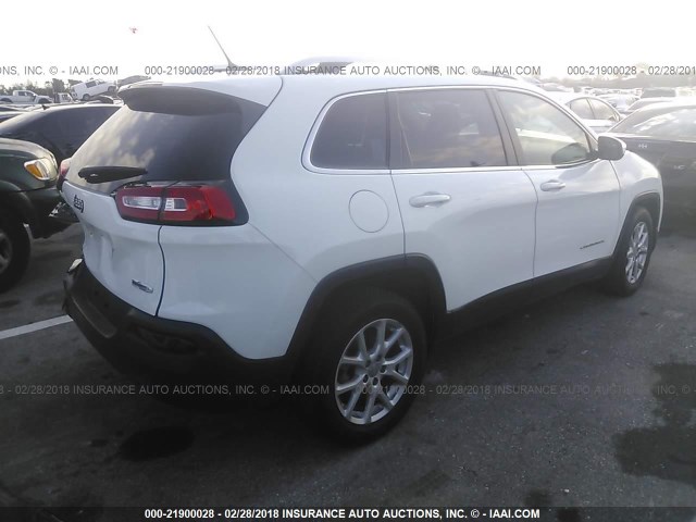 1C4PJLCB2GW216305 - 2016 JEEP CHEROKEE LATITUDE WHITE photo 4