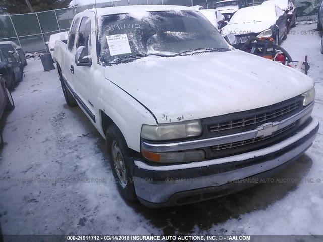 2GCEC19T221423864 - 2002 CHEVROLET SILVERADO C1500 WHITE photo 1