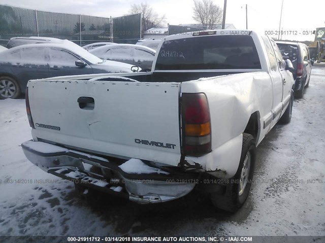 2GCEC19T221423864 - 2002 CHEVROLET SILVERADO C1500 WHITE photo 4