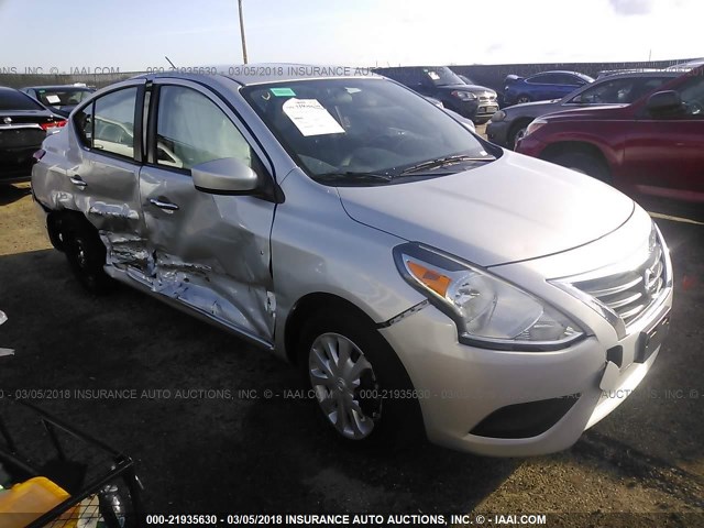 3N1CN7APXHK438227 - 2017 NISSAN VERSA S/S PLUS/SV/SL SILVER photo 1