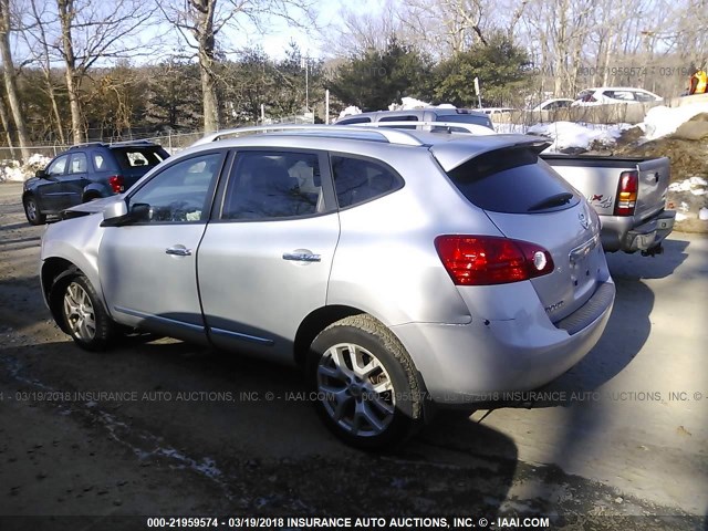 JN8AS5MV6DW104520 - 2013 NISSAN ROGUE S/SV SILVER photo 3