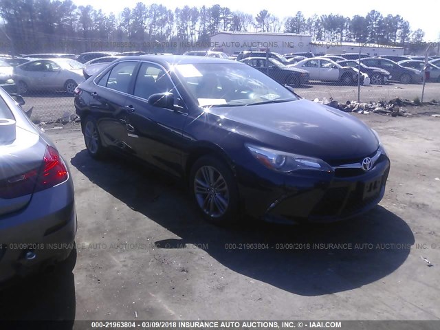 4T1BF1FK5HU367983 - 2017 TOYOTA CAMRY LE/XLE/SE/XSE BLACK photo 1