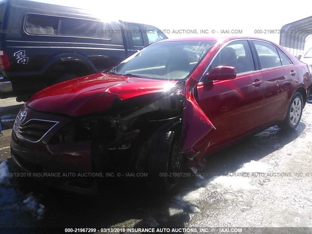 4T1BF3EKXBU648410 - 2011 TOYOTA CAMRY SE/LE/XLE 红色 照片 2