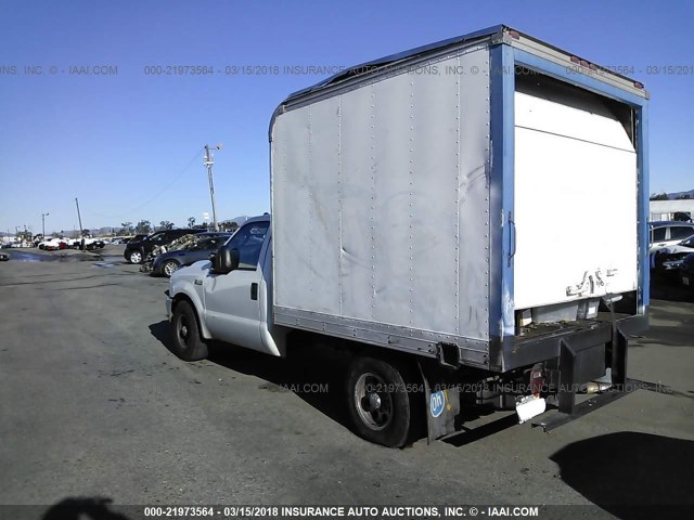 1FDSF34L03EA74633 - 2003 FORD F350 SRW SUPER DUTY WHITE photo 3