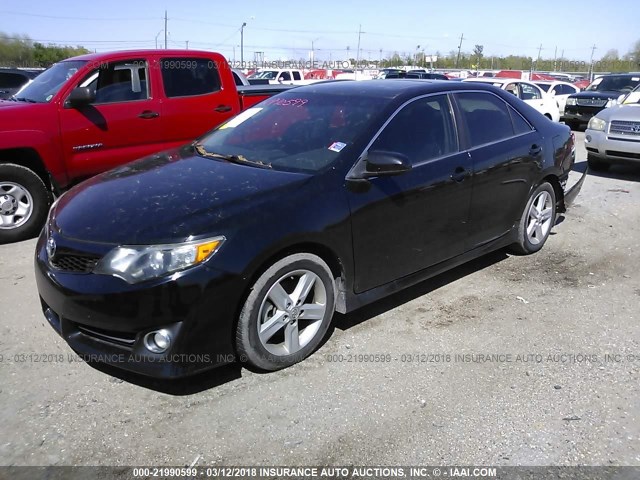 4T1BF1FK7CU053230 - 2012 TOYOTA CAMRY SE/LE/XLE 黑色 照片 2