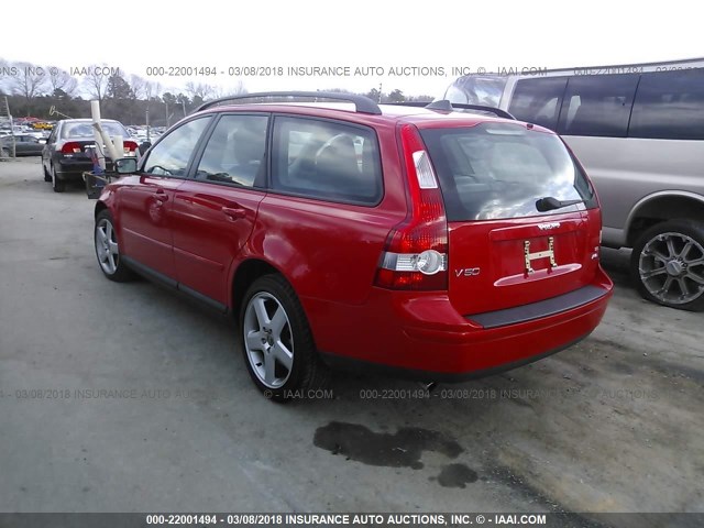 YV1MJ682152109189 - 2005 VOLVO V50 T5 RED photo 3