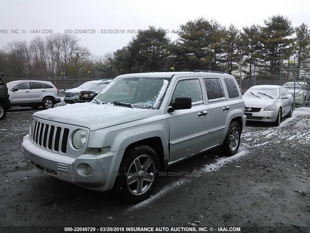 1J8FT48W68D682753 - 2008 JEEP PATRIOT LIMITED SILVER photo 2