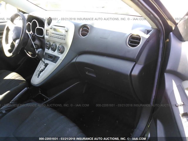 2T1KU4EE7BC556016 - 2011 TOYOTA COROLLA MATRIX  GREEN photo 5