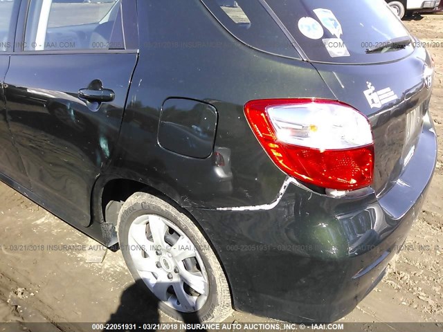 2T1KU4EE7BC556016 - 2011 TOYOTA COROLLA MATRIX  GREEN photo 6