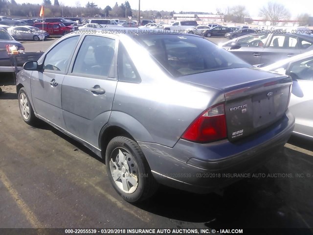 1FAHP34N67W139259 - 2007 FORD FOCUS ZX4/S/SE/SES 灰色 照片 3