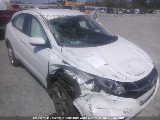 3CZRU5H34GM720913 - 2016 HONDA HR-V LX WHITE photo 6