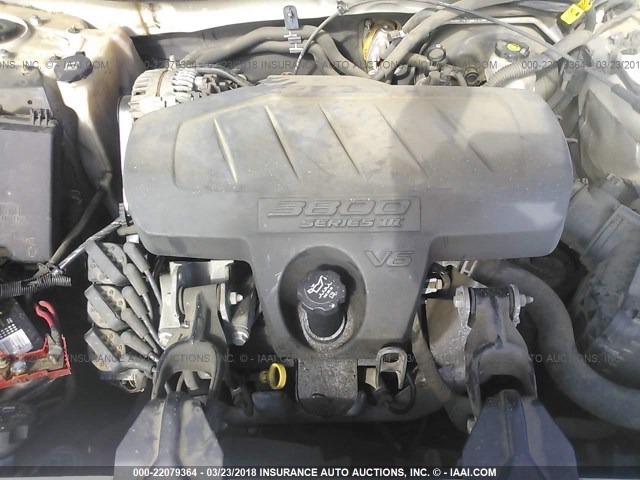 2G2WP552X81161795 - 2008 PONTIAC GRAND PRIX WHITE photo 8