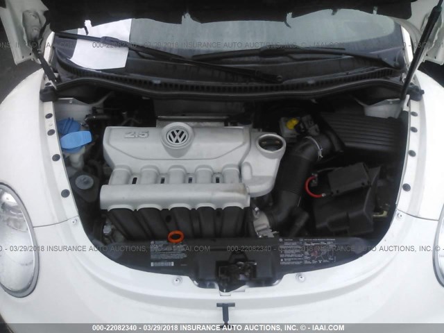3VWRG3AL2AM010151 - 2010 VOLKSWAGEN NEW BEETLE Weiß Foto 10