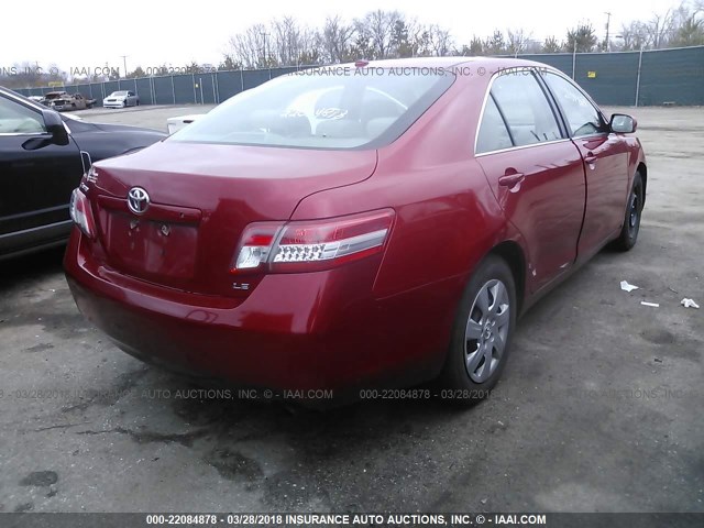 4T1BF3EK5BU137395 - 2011 TOYOTA CAMRY SE/LE/XLE RED photo 4