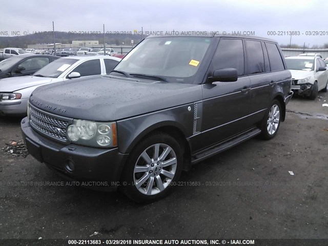 SALMF134X6A231259 - 2006 LAND ROVER RANGE ROVER SUPERCHARGED GRAY photo 2